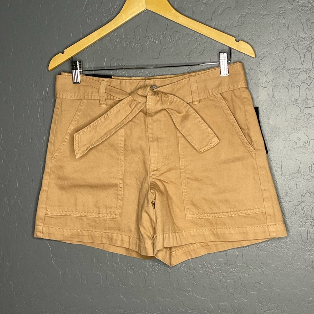 Banana Republic Tie Waist Short